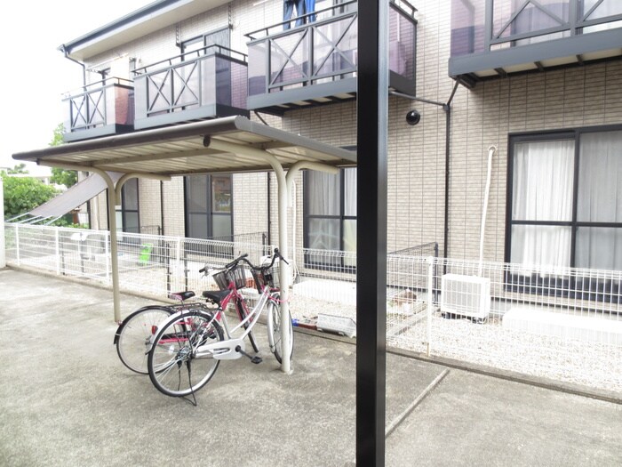 駐輪場 ＳｕｒｐｌｕｓＫ＆Ｋ