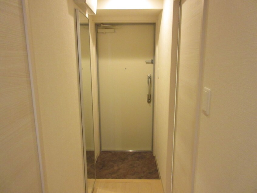 玄関 リラ出来町