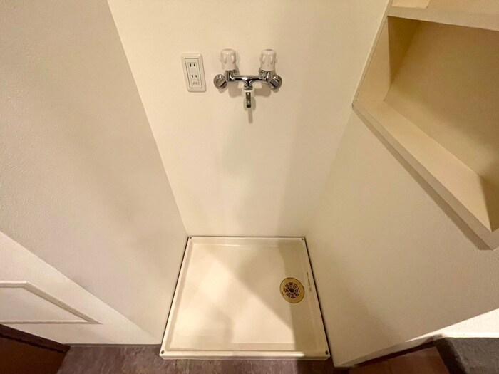 洗濯機置場 イトーピア八事雲雀ケ岡(501)