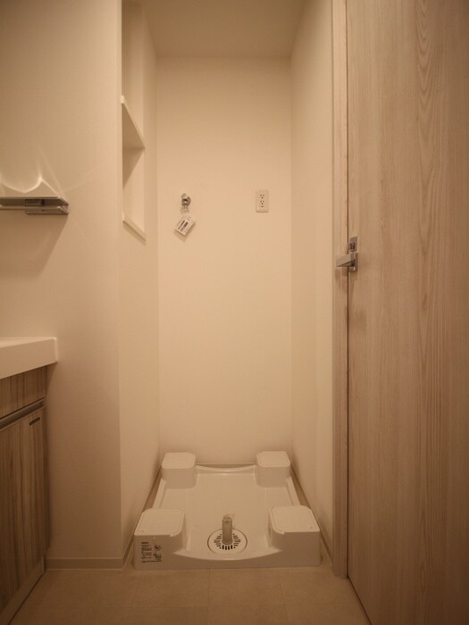 洗濯機置場 ルネフラッツ名駅西