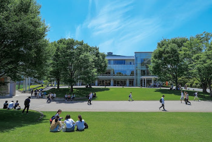 愛知学院大学 日進キャンパス(大学/短大/専門学校)まで800m CROWN　M＆K