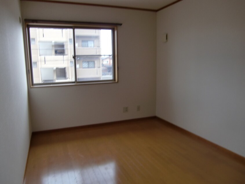 居室 ポーレ楠