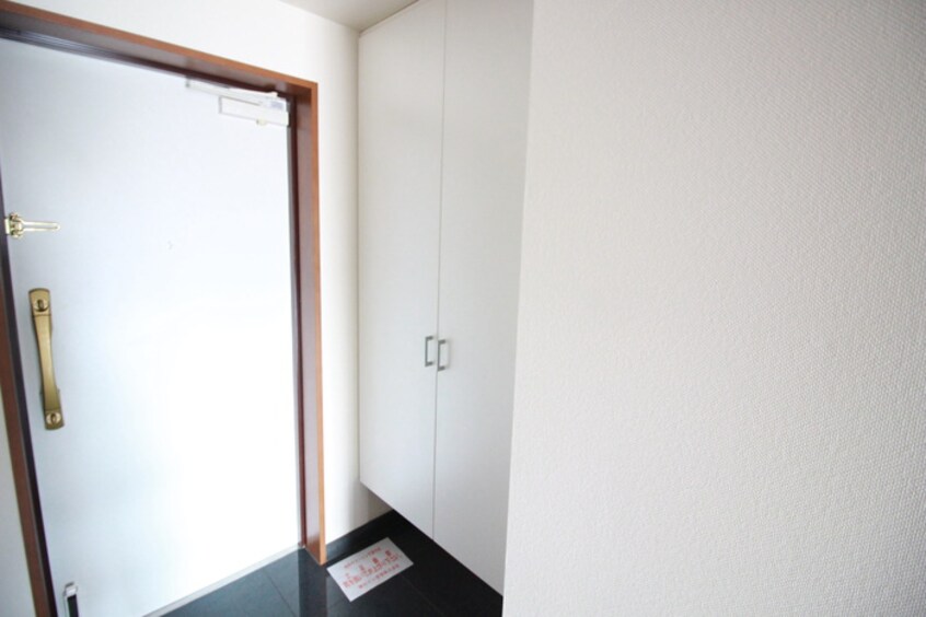 靴箱 アイユ－八事