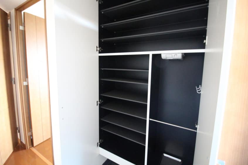 靴箱 アイユ－八事