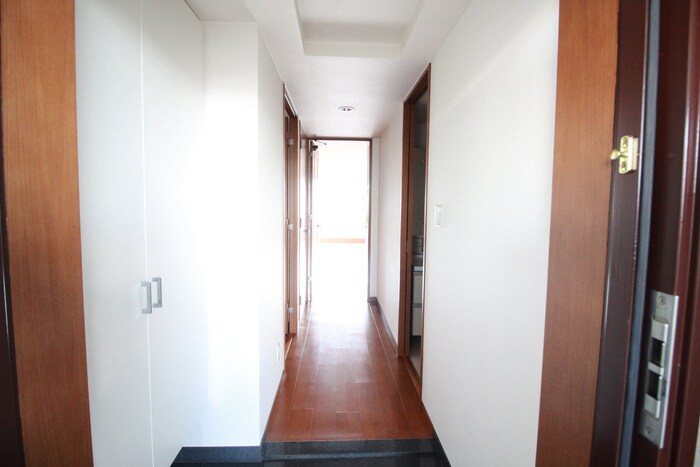 廊下 アイユ－八事