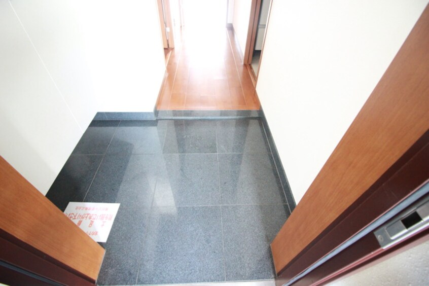 玄関 アイユ－八事