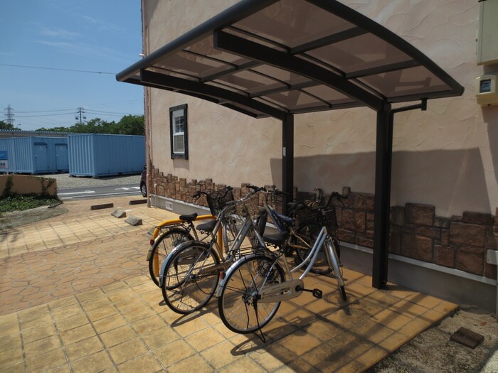 駐輪場 ベラ・カンパ－ナ