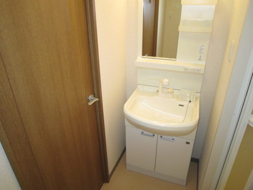 洗面 コンド・勝川(203)