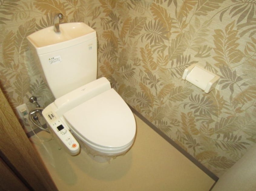 トイレ コンド・勝川(203)