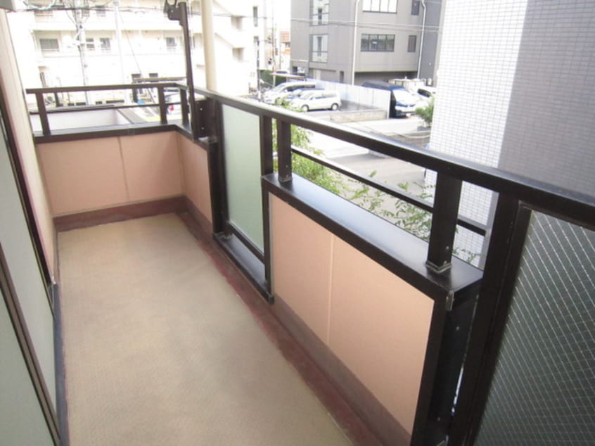ベランダ・バルコニー コンド・勝川(203)