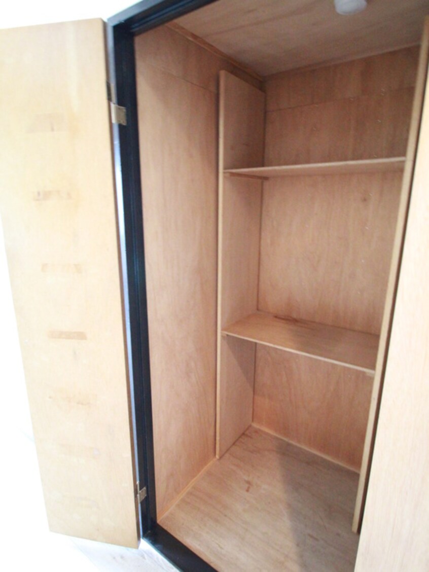 収納 ロジュマン高木