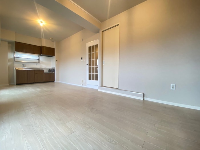 居室 ロイヤル若葉台