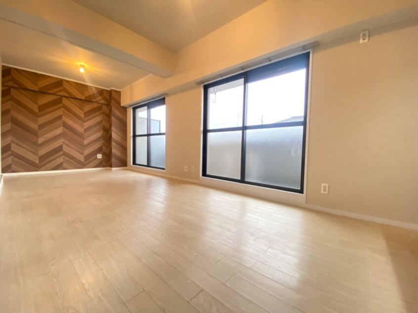 居室 ロイヤル若葉台