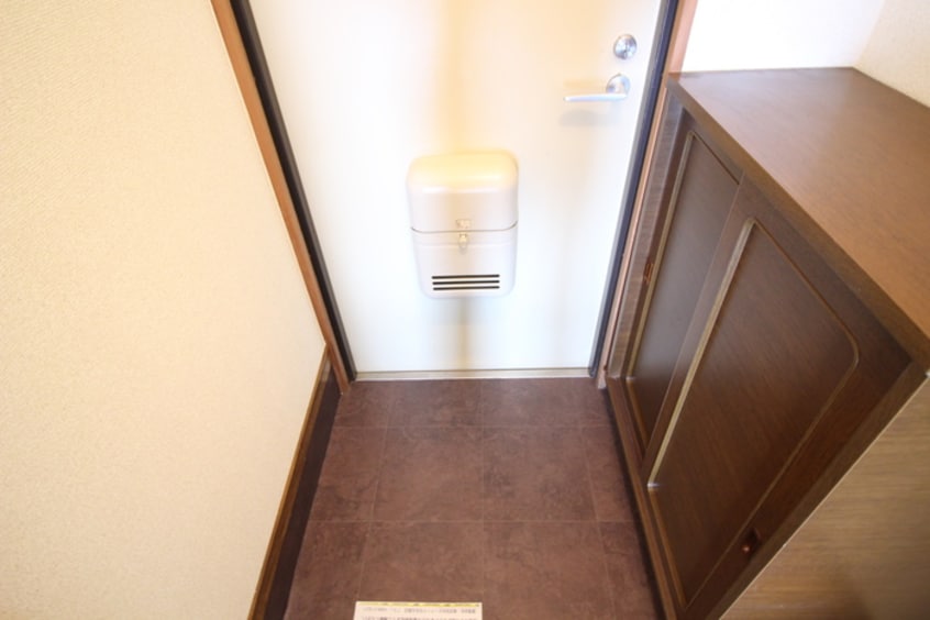 玄関 ラプラ－ジュ