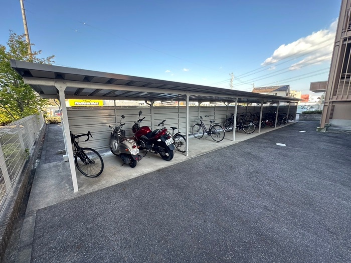 駐輪場 すまいる根浦