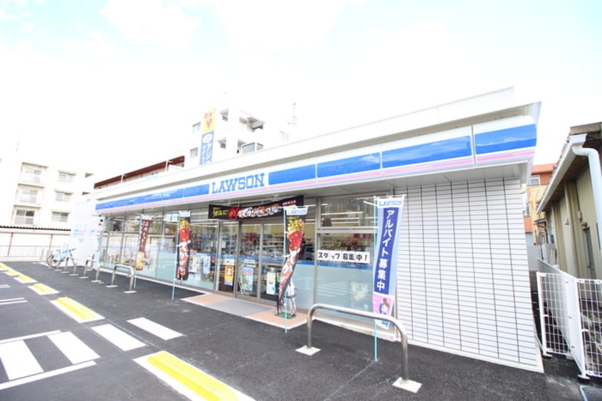 ローソン(コンビニ)まで70m すまいる根浦