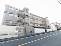 ファミール　鈴木