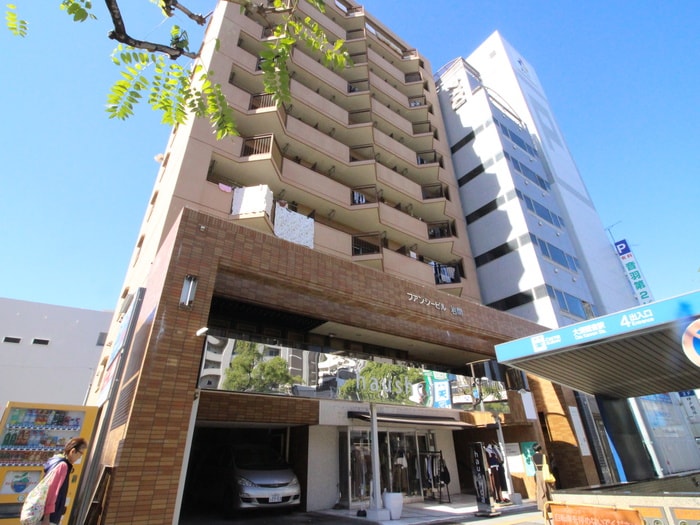 外観写真 ファンシービル岩間