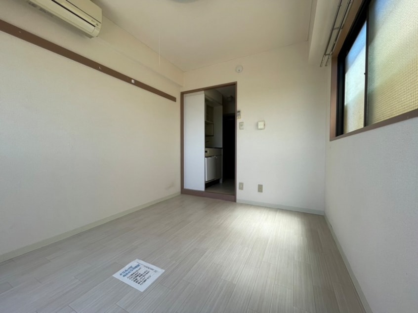 居室 プレスイン旗屋