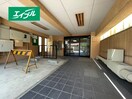 エントランス部分 プレスイン旗屋