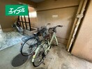 駐輪場 プレスイン旗屋