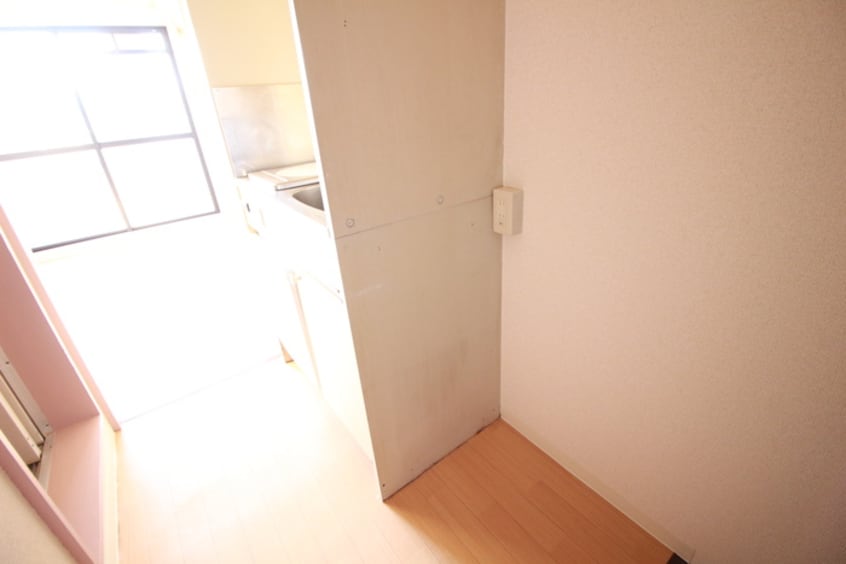 廊下 プレスイン旗屋