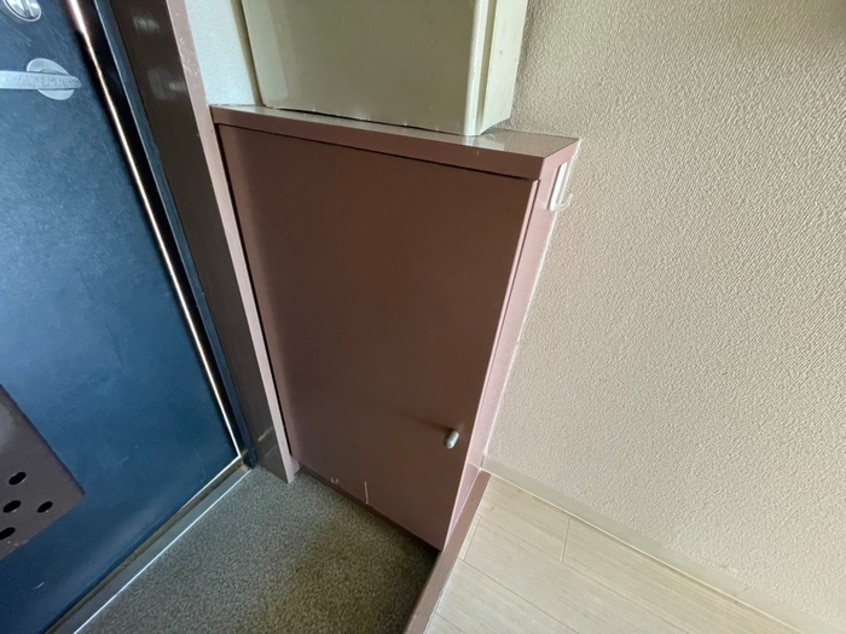 靴箱 プレスイン旗屋