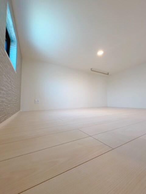 ロフト Ellery Moriyama