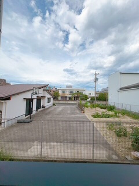 室内からの展望 Ellery Moriyama