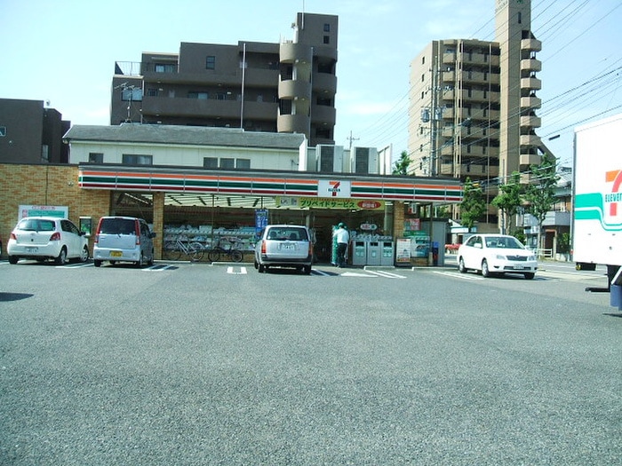 セブン-イレブン 名古屋金屋２丁目店(コンビニ)まで248m Ellery Moriyama