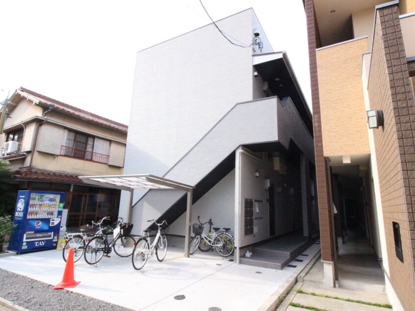 外観写真 LIANGE 栄生