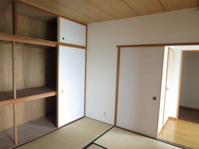 居室 セントラルハイツ　カシノ