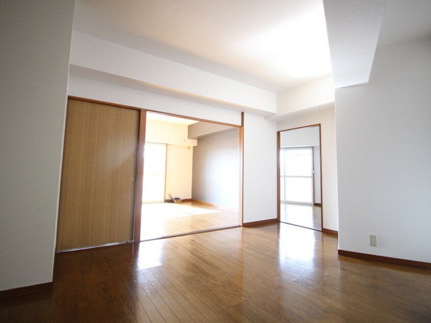 居室 サンヒルズ松和花壇