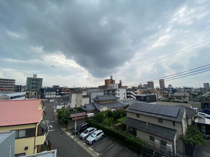 室内からの展望 ア－バンドエル茶屋ヶ坂