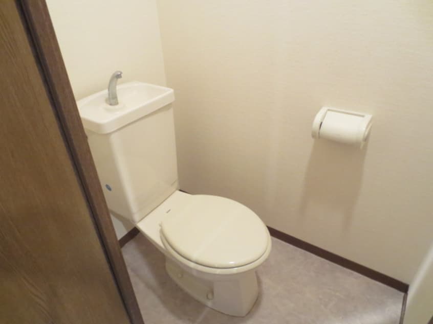 トイレ Ｇｒｅｅｎ　Ｇａｂｌｅｓ