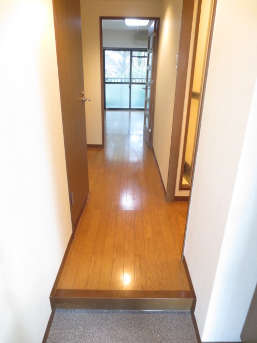 廊下 Ｇｒｅｅｎ　Ｇａｂｌｅｓ