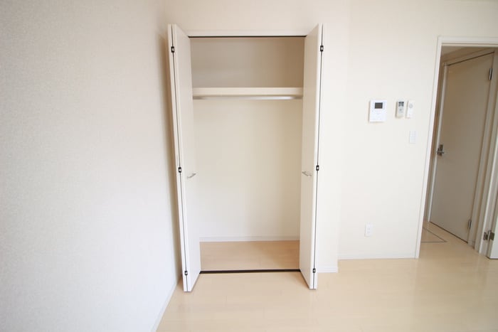 収納 クレフラスト道徳駅前