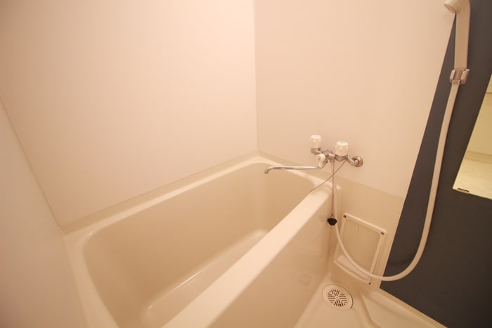 バス／シャワールーム等 クレフラスト道徳駅前