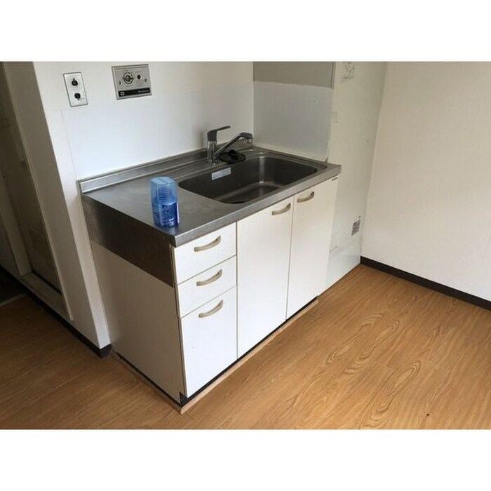 キッチン ライオンズ名古屋ビル（505）