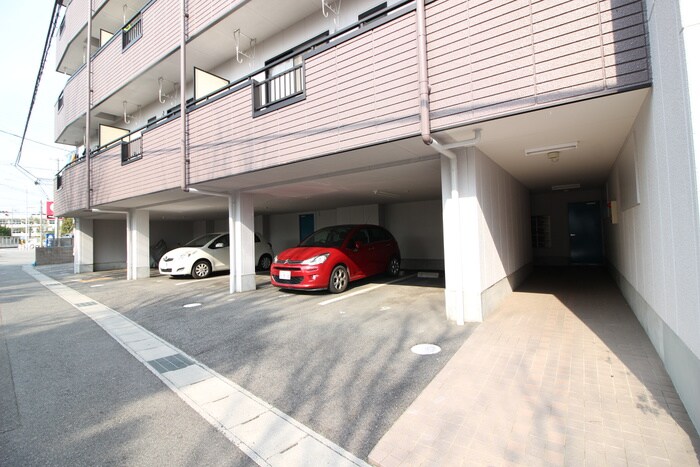 駐車場 サウザンドベル光ヶ丘