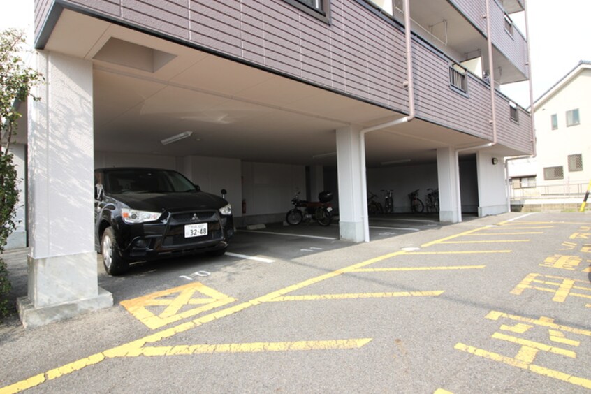 駐車場 サウザンドベル光ヶ丘