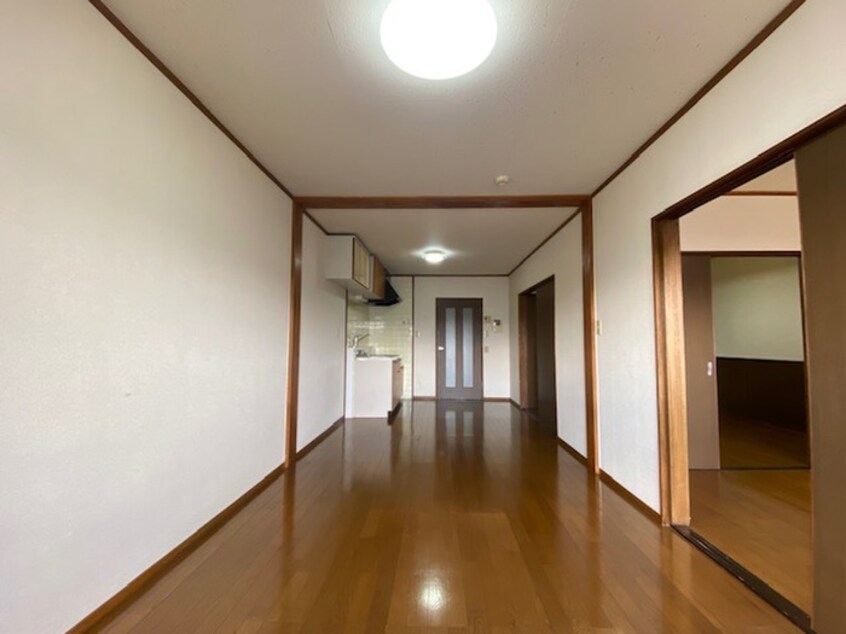 室内からの展望 ｴｸｾﾚﾝｽｻﾝｼｮｳ