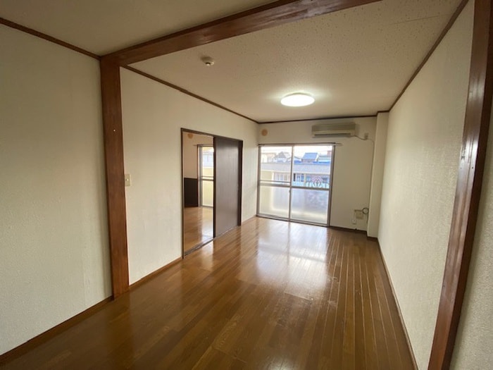 室内からの展望 ｴｸｾﾚﾝｽｻﾝｼｮｳ