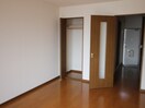 内観写真 アンプル－ル　ブワ　シャト－