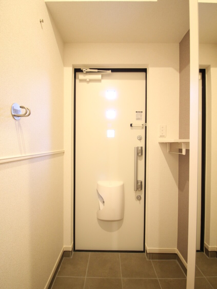 玄関 フラット・ｽﾘｰ