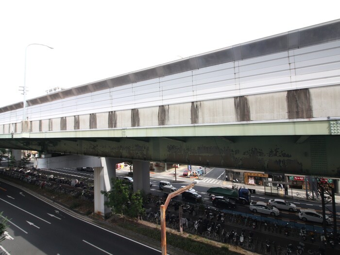 室内からの展望 トレヴィ高岳