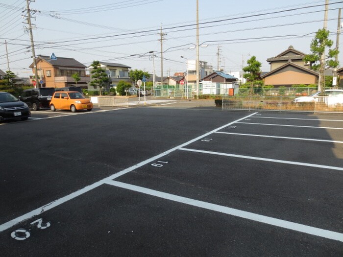 駐車場 ホワイトウィング大野