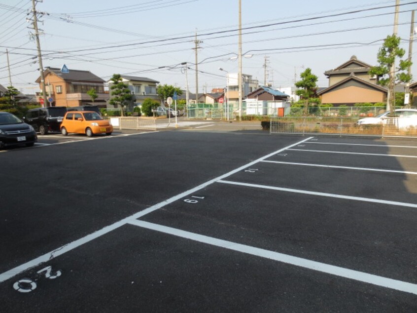 駐車場 ホワイトウィング大野