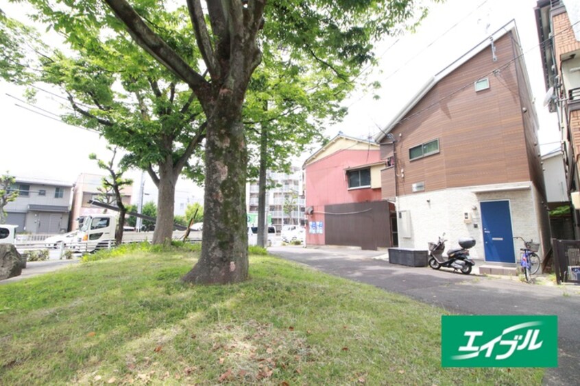 外観写真 ＢＬＵＥ　ＭＯＭＥＮＴ