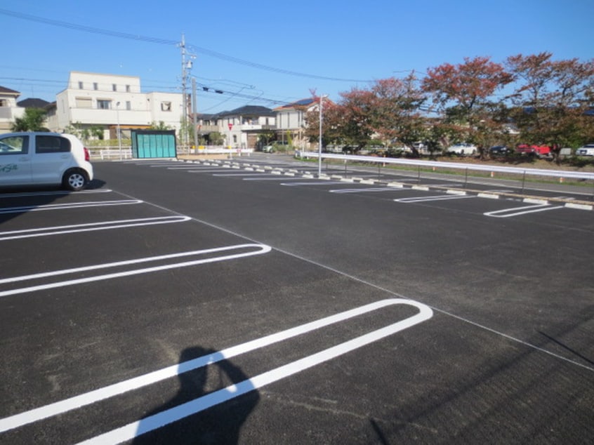 駐車場 サンシャインヒルズM　B棟